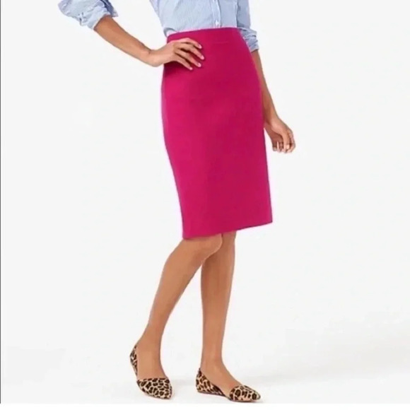 J. Crew Stretch Pencil Skirt Cotton blend w/ 2 pockets size 6 in purple - Picture 1 of 10